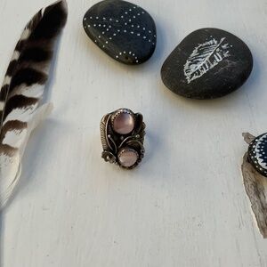 Vintage Navajo Sterling Silver Pink Mother of Pearl Ring
